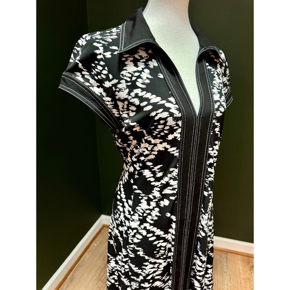 Black & White Floral Zip-Front Dress - Picture 4 of 4